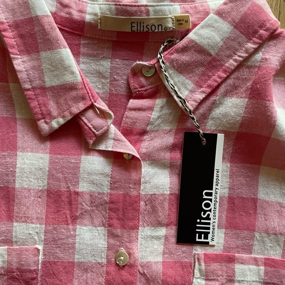 Ellison Women’s Button Down Medium - Picture 2 of 3